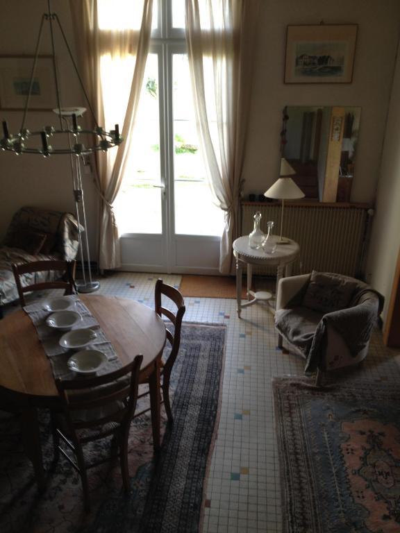 Chateau Nardou Hotel Saint-Sulpice-et-Cameyrac Zewnętrze zdjęcie